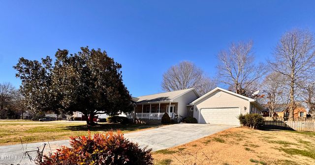 913 Columbine Lea, Sevierville, TN 37862