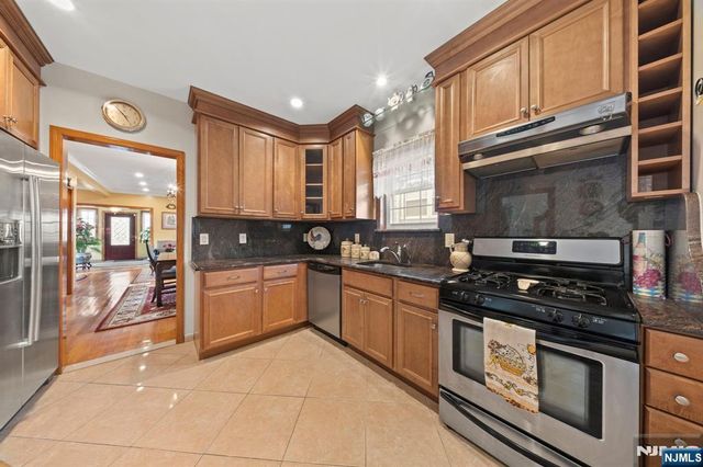 123 Ilford Avenue, North Arlington, NJ 07031