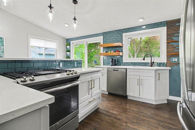 2702 Cranbrook Road, Ann Arbor, MI 48104