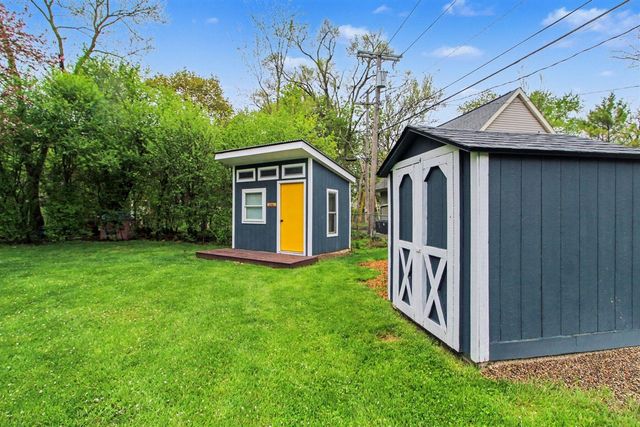 2702 Cranbrook Road, Ann Arbor, MI 48104