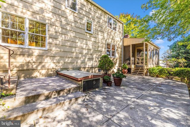 5433 SHOOKSTOWN RD, Frederick, MD 21702