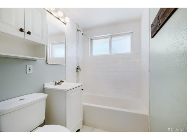 6937 W 53rd Pl, Arvada, CO 80002