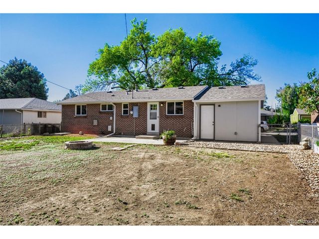 6937 W 53rd Pl, Arvada, CO 80002