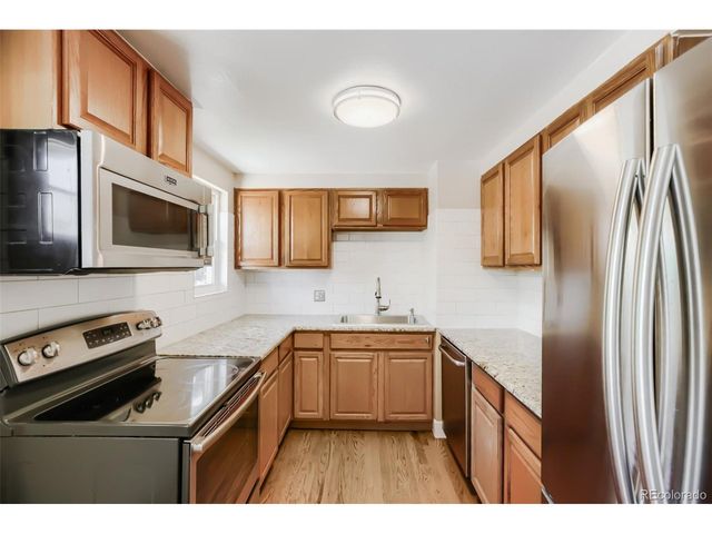 6937 W 53rd Pl, Arvada, CO 80002