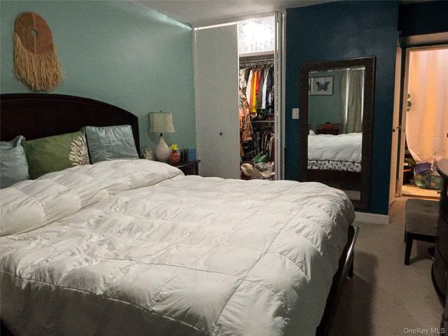 149-30 88 Street 6N, Howard Beach, NY 11414