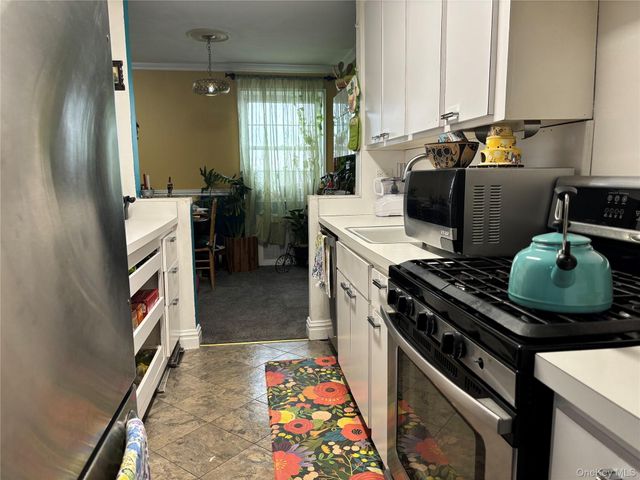 149-30 88 Street 6N, Howard Beach, NY 11414