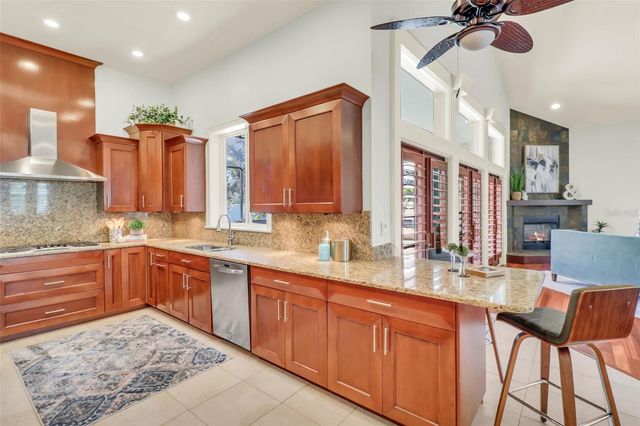 13030 98TH AVENUE, Seminole, FL 33776