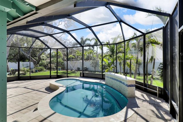 13030 98TH AVENUE, Seminole, FL 33776