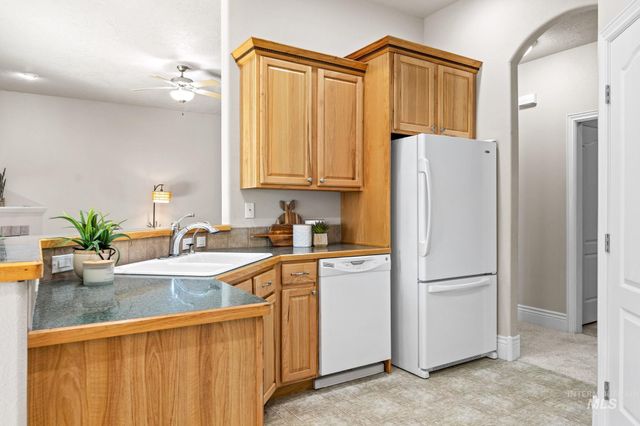 2275 E Chemise Drive, Meridian, ID 83646