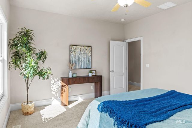 2275 E Chemise Drive, Meridian, ID 83646