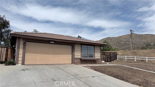 24856 Sunday, Moreno Valley, CA 92557