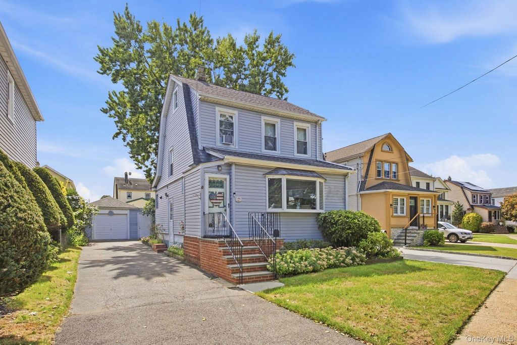 27 South Drive, Valley Stream, NY 11581 — exterior