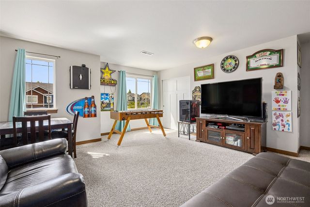 13127 123rd Avenue Ct E, Puyallup, WA 98374