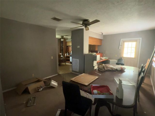 1556 County Road 2042, Hull, TX 77564