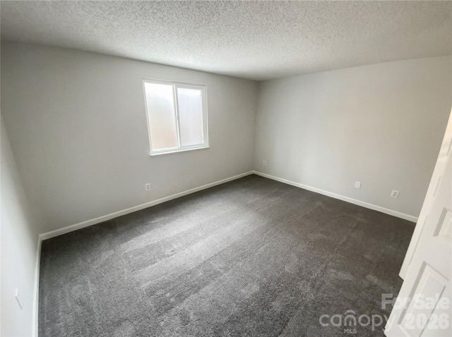 7932 Monfreya Court, Charlotte, NC 28212