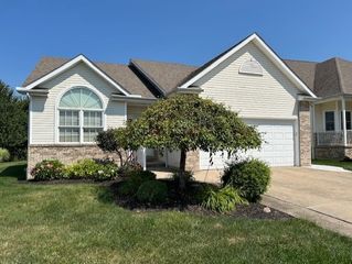 6160 MEADOWLAND Circle 109, Summit, PA 16509