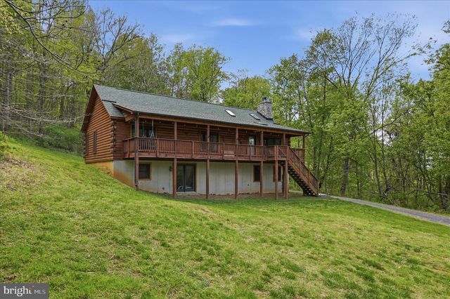 938 FETCHETT RD, Bentonville, VA 22610