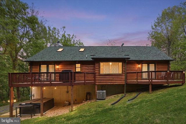 938 FETCHETT RD, Bentonville, VA 22610