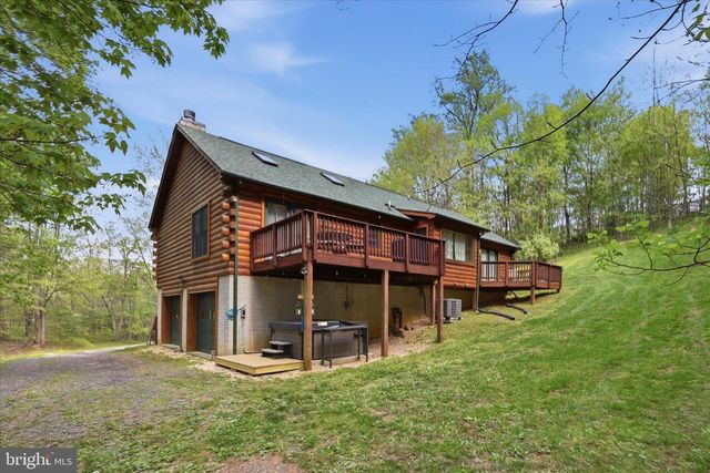 938 FETCHETT RD, Bentonville, VA 22610