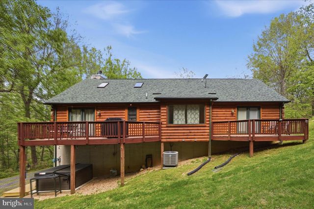 938 FETCHETT RD, Bentonville, VA 22610