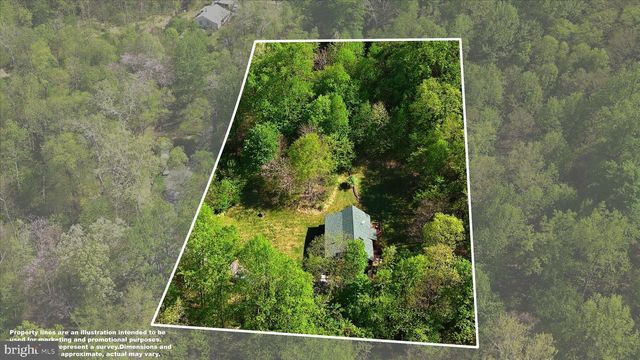 938 FETCHETT RD, Bentonville, VA 22610