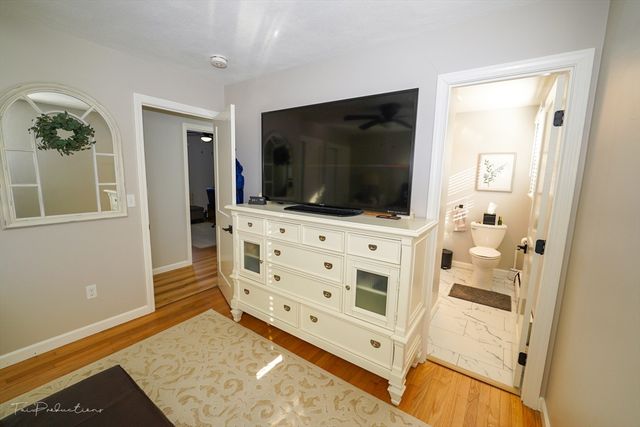 90 Merlin Dr, Swansea, MA 02777