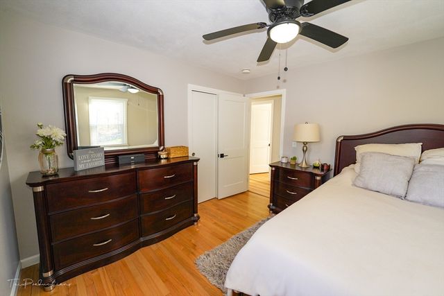 90 Merlin Dr, Swansea, MA 02777