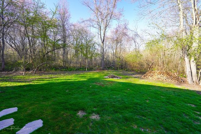 90 Merlin Dr, Swansea, MA 02777