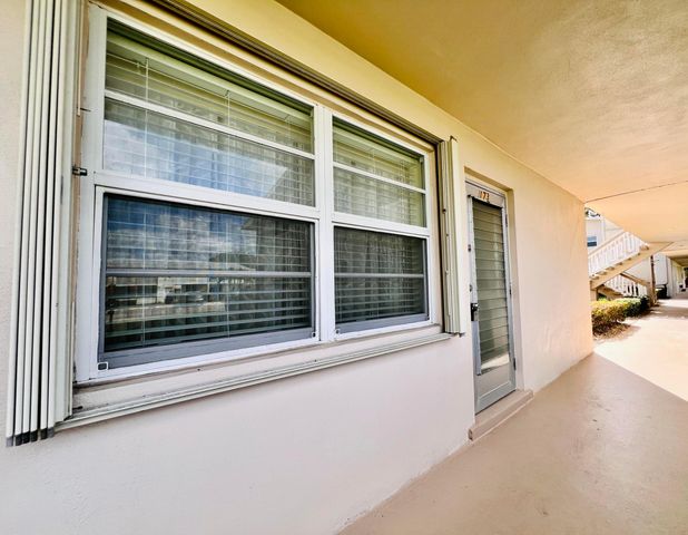 173 Dorchester H 173, West Palm Beach, FL 33417