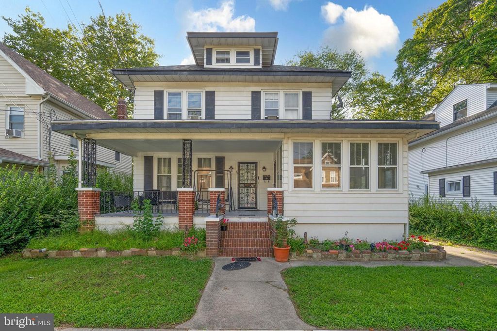 13 S MYRTLE ST, Vineland, NJ 08360