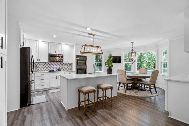 20 Turkey Point Drive, Lagrange, GA 30240
