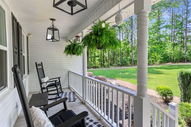 20 Turkey Point Drive, Lagrange, GA 30240