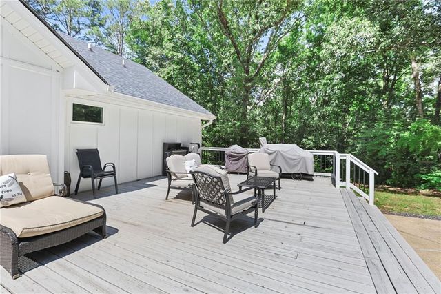 20 Turkey Point Drive, Lagrange, GA 30240