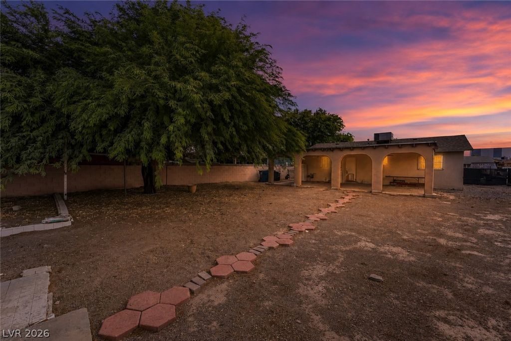 3712 Loyola Street, North Las Vegas, NV 89030 — photo 2