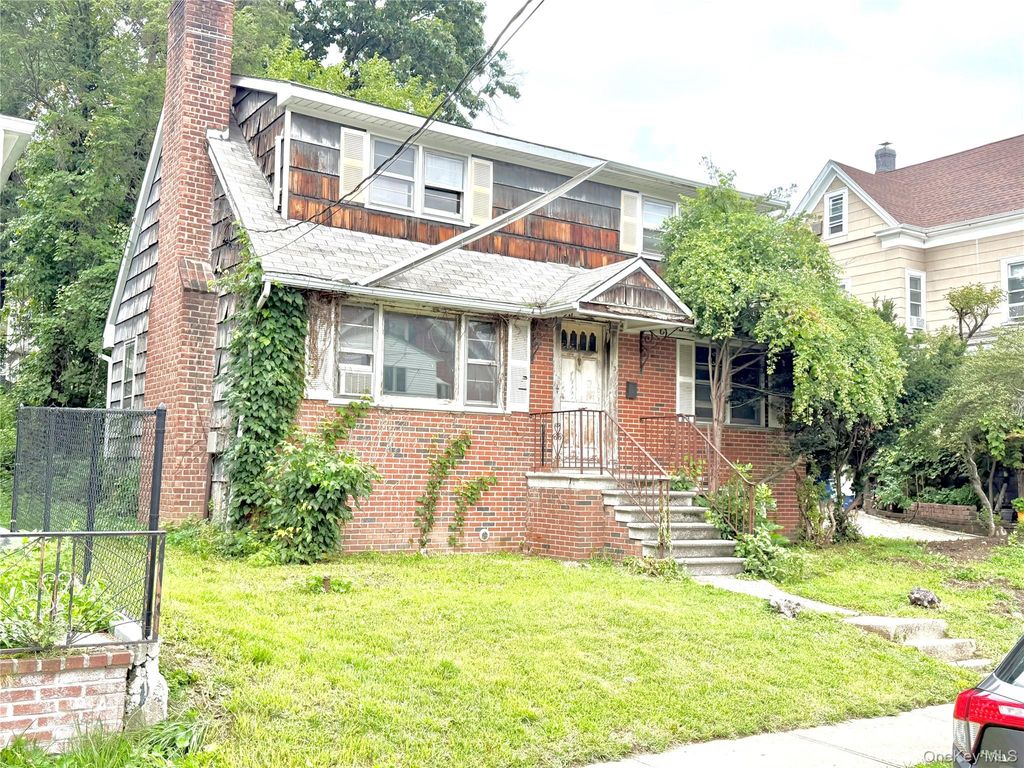 131 Overlook Street, Mount Vernon, NY 10552 — exterior