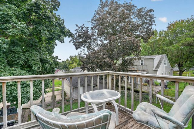 916 Walnut Street, Cedar Falls, IA 50613