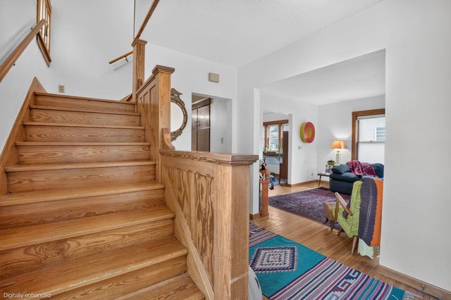 916 Walnut Street, Cedar Falls, IA 50613