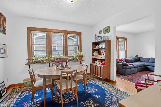 916 Walnut Street, Cedar Falls, IA 50613
