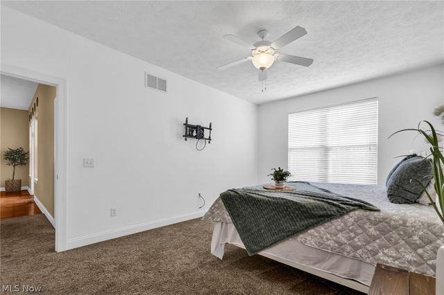 1915 Teakwood Drive, Ontario, OH 44906