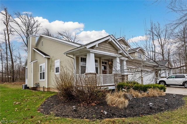 1915 Teakwood Drive, Ontario, OH 44906