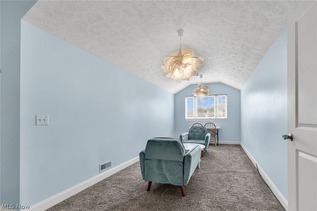 1915 Teakwood Drive, Ontario, OH 44906