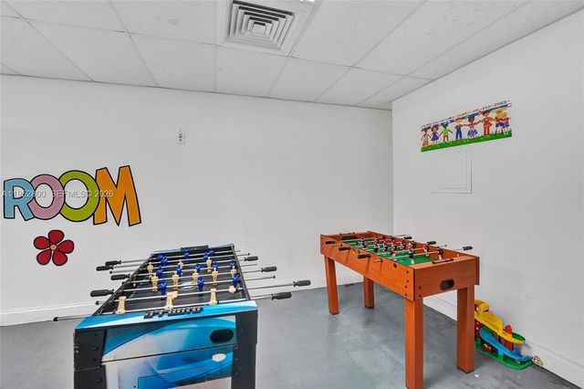 2201 S Ocean Dr 608, Hollywood, FL 33019