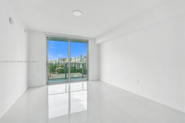 330 Sunny Isles Blvd 5-805, Sunny Isles Beach, FL 33160