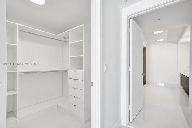 330 Sunny Isles Blvd 5-805, Sunny Isles Beach, FL 33160