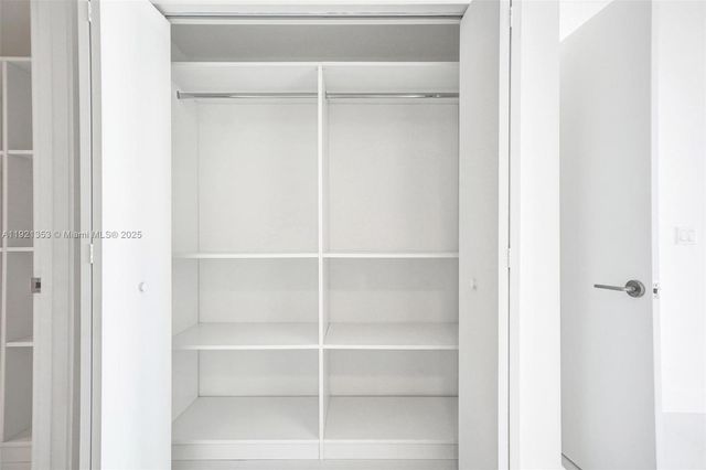 330 Sunny Isles Blvd 5-805, Sunny Isles Beach, FL 33160