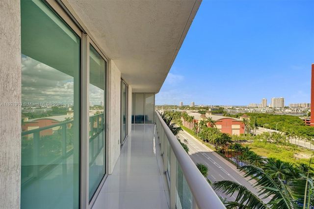 330 Sunny Isles Blvd 5-805, Sunny Isles Beach, FL 33160