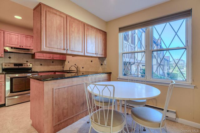 509 Sierra Vista Lane 509, Valley Cottage, NY 10989