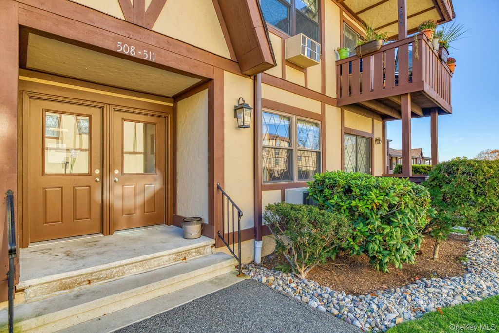 509 Sierra Vista Lane 509, Valley Cottage, NY 10989