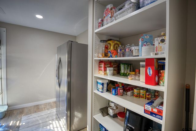 113 Peach Tree Dr, Palestine, TX 75803