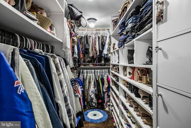 68 CROOKED LN, Cherry Hill, NJ 08034